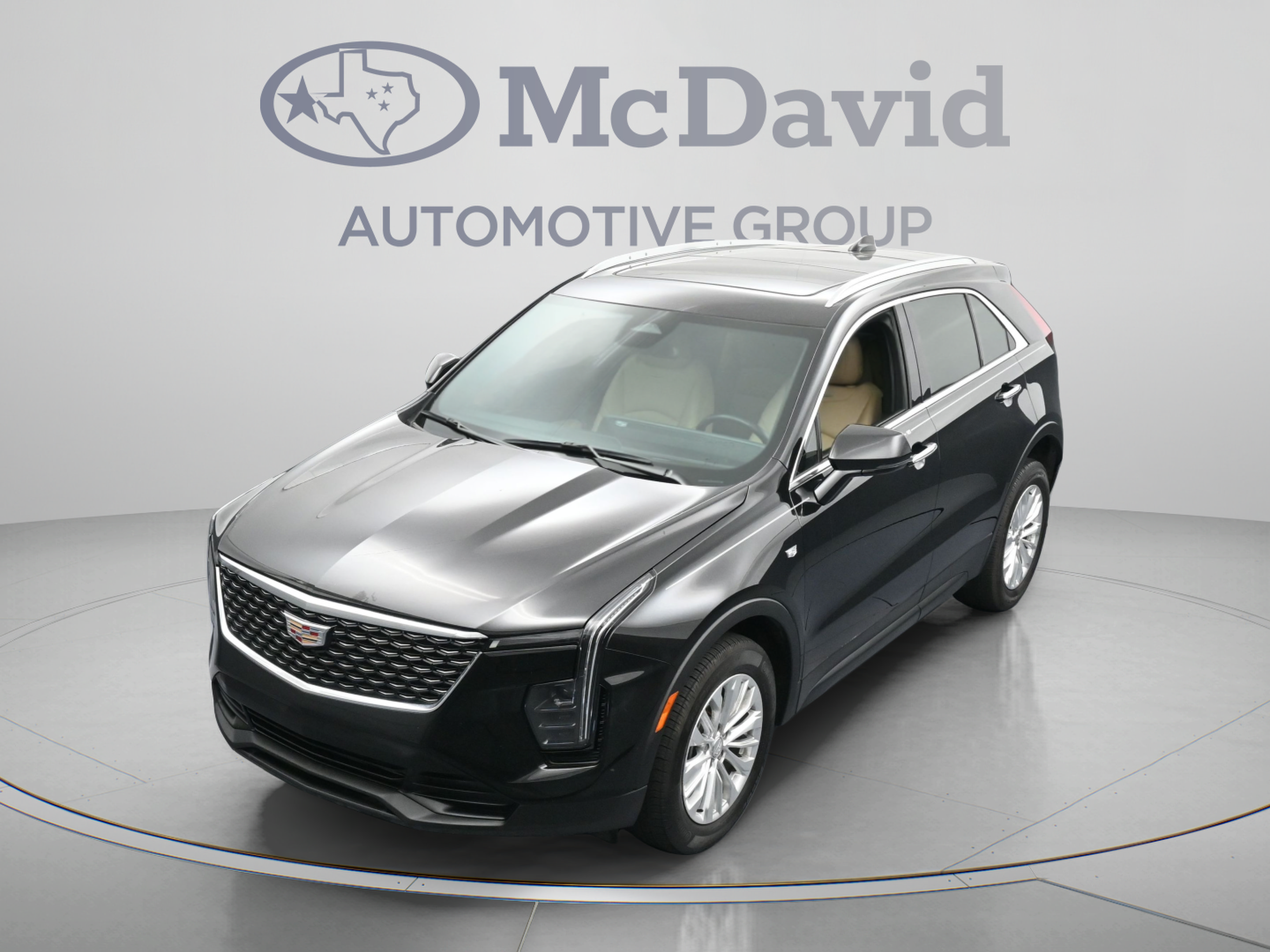 Used 2024 Cadillac XT4 Luxury w/ Cold Weather Package FWD image 35