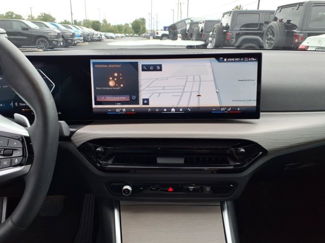 Used 2025 BMW 330i xDrive Sedan AWD/4WD image 10