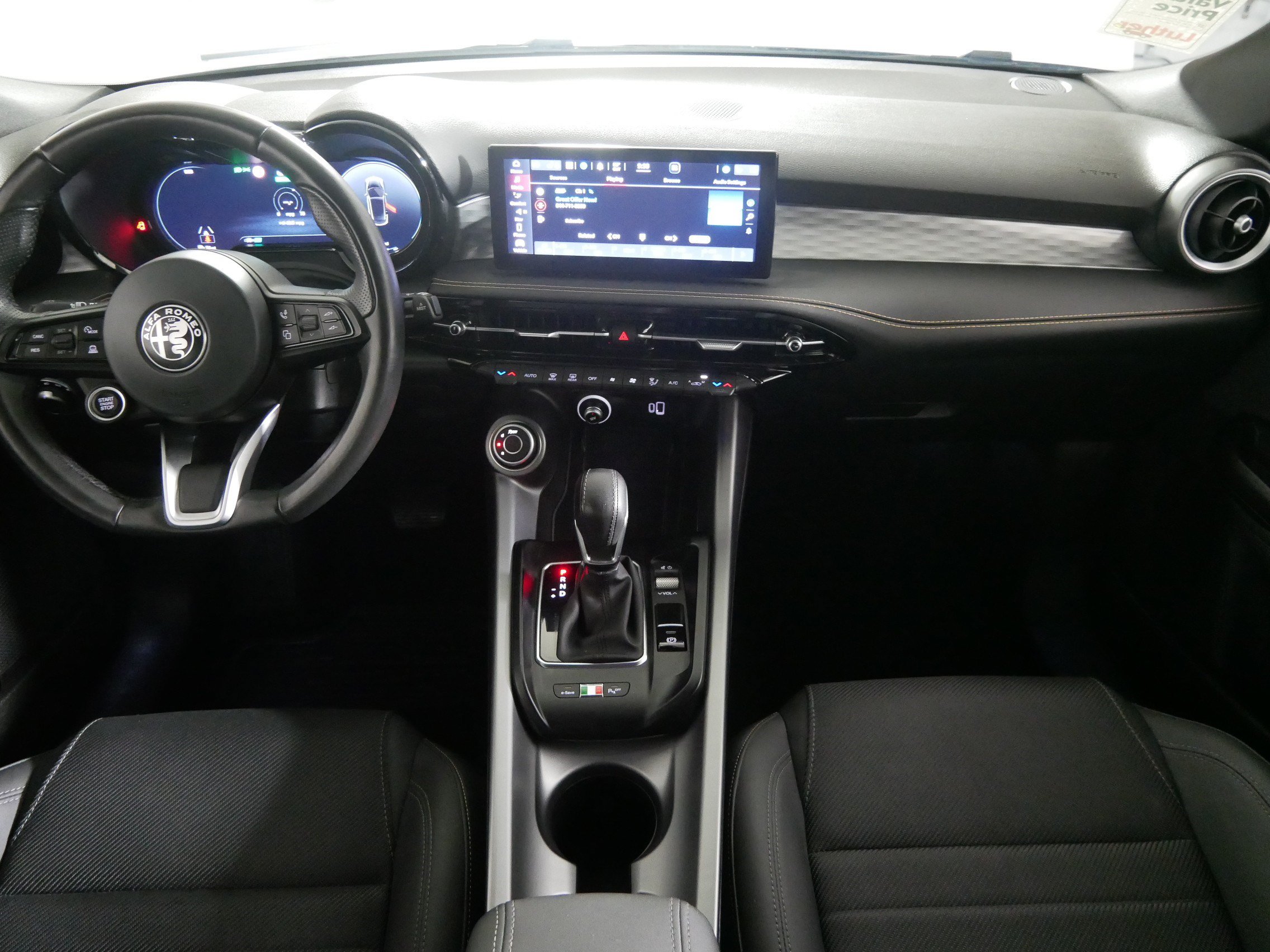 Used 2024 Alfa Romeo Tonale Ti AWD/4WD image 10