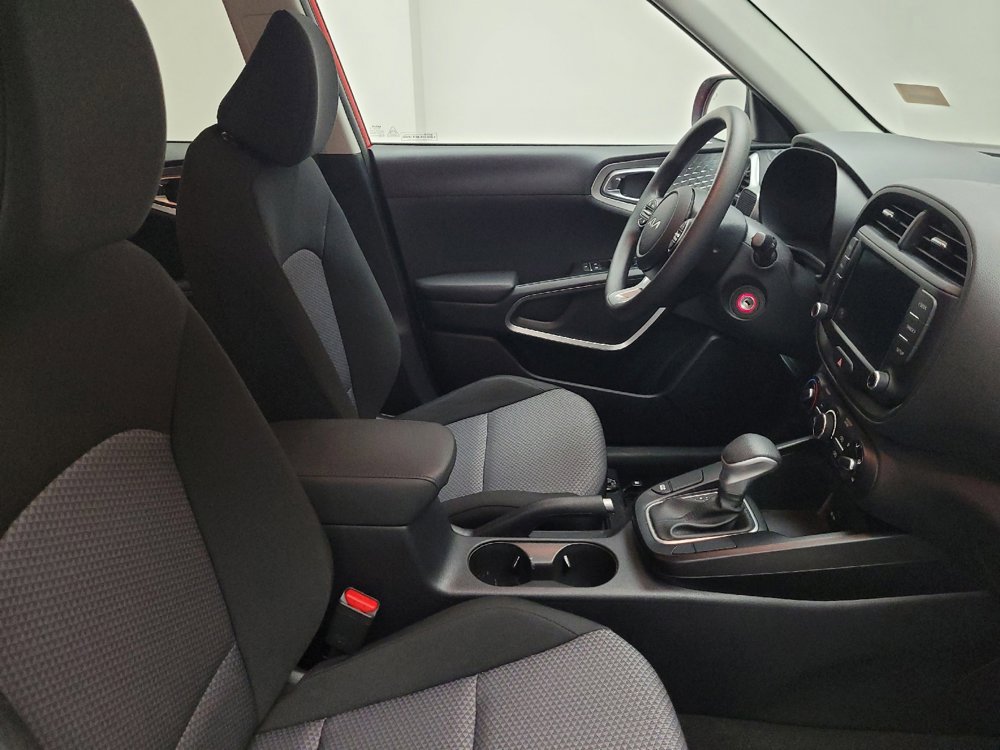 Used 2023 Kia Soul LX w/ Option Group 015 image 21