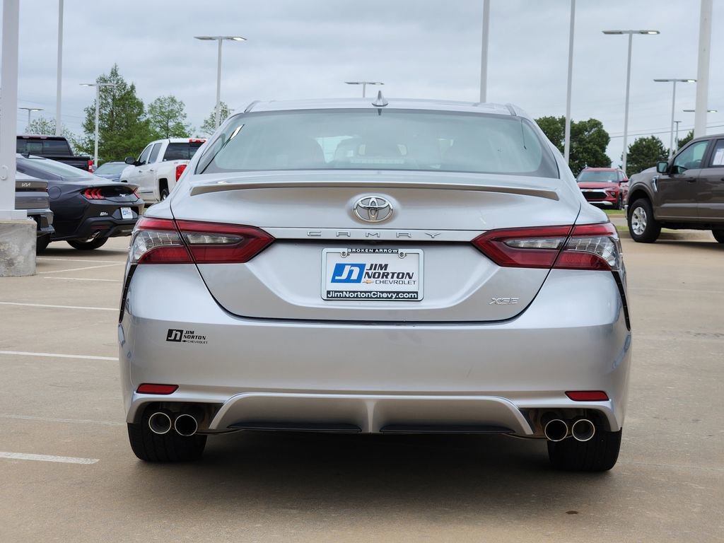 Used 2024 Toyota Camry XSE FWD image 7
