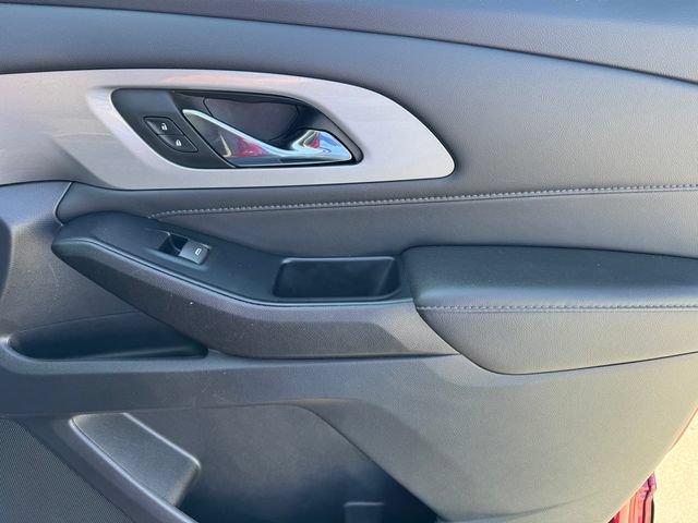 Certified 2023 Chevrolet Traverse LT FWD image 6