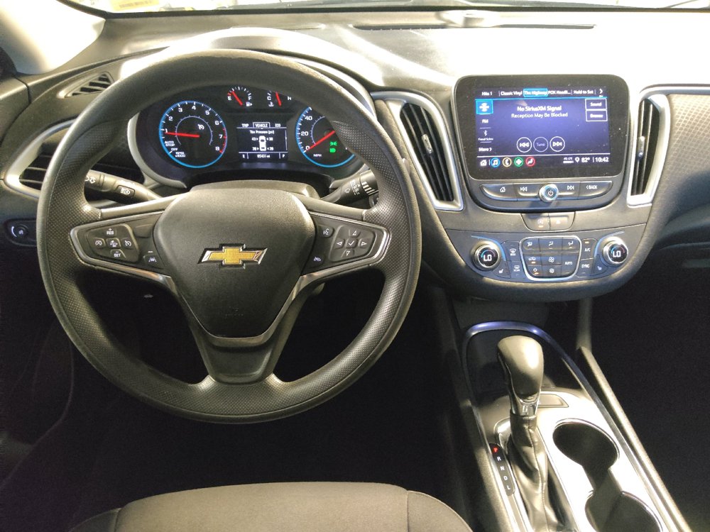 Used 2023 Chevrolet Malibu LT FWD image 22
