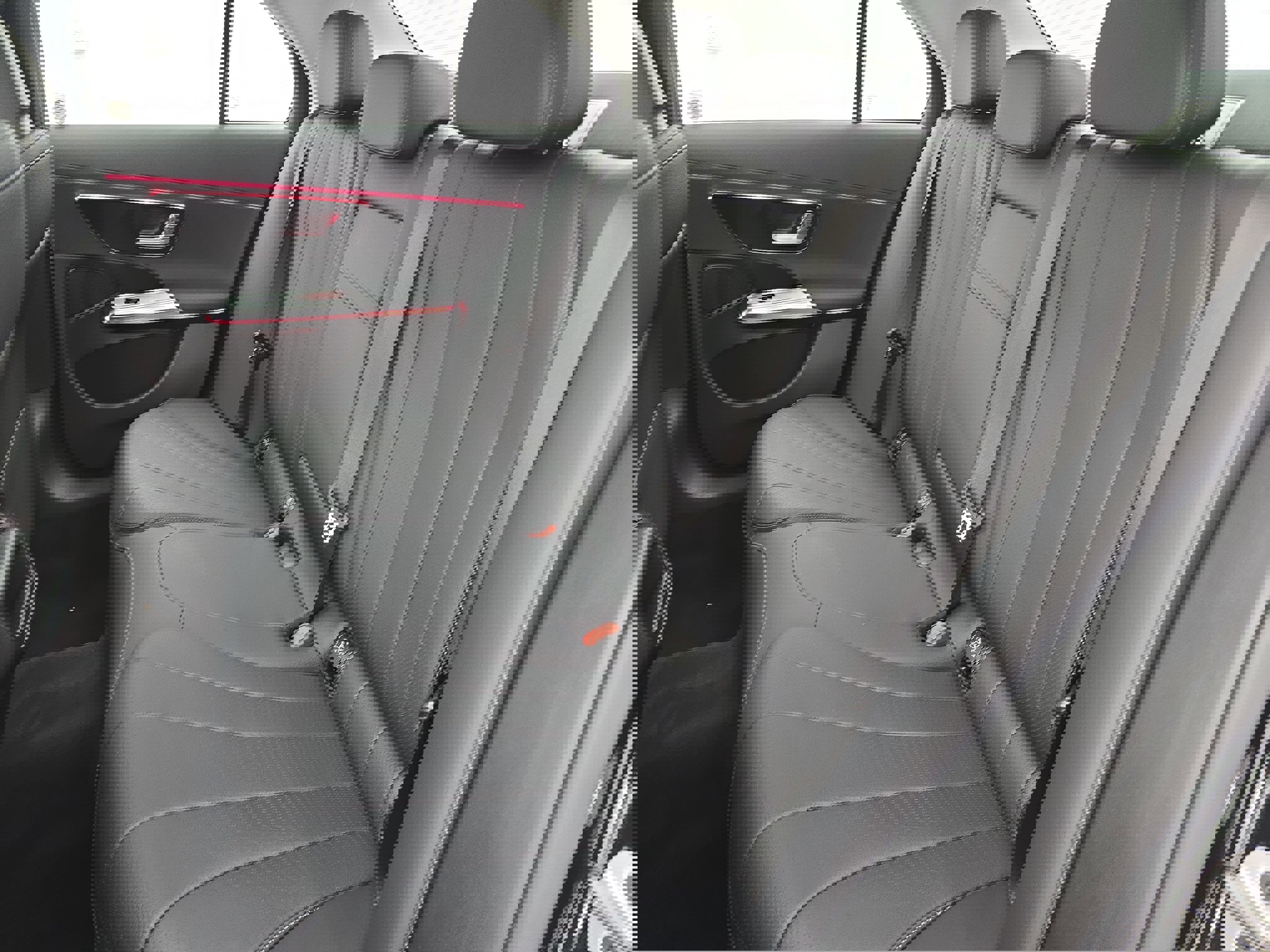 Used 2025 Mercedes-Benz E 350 4MATIC Sedan image 14