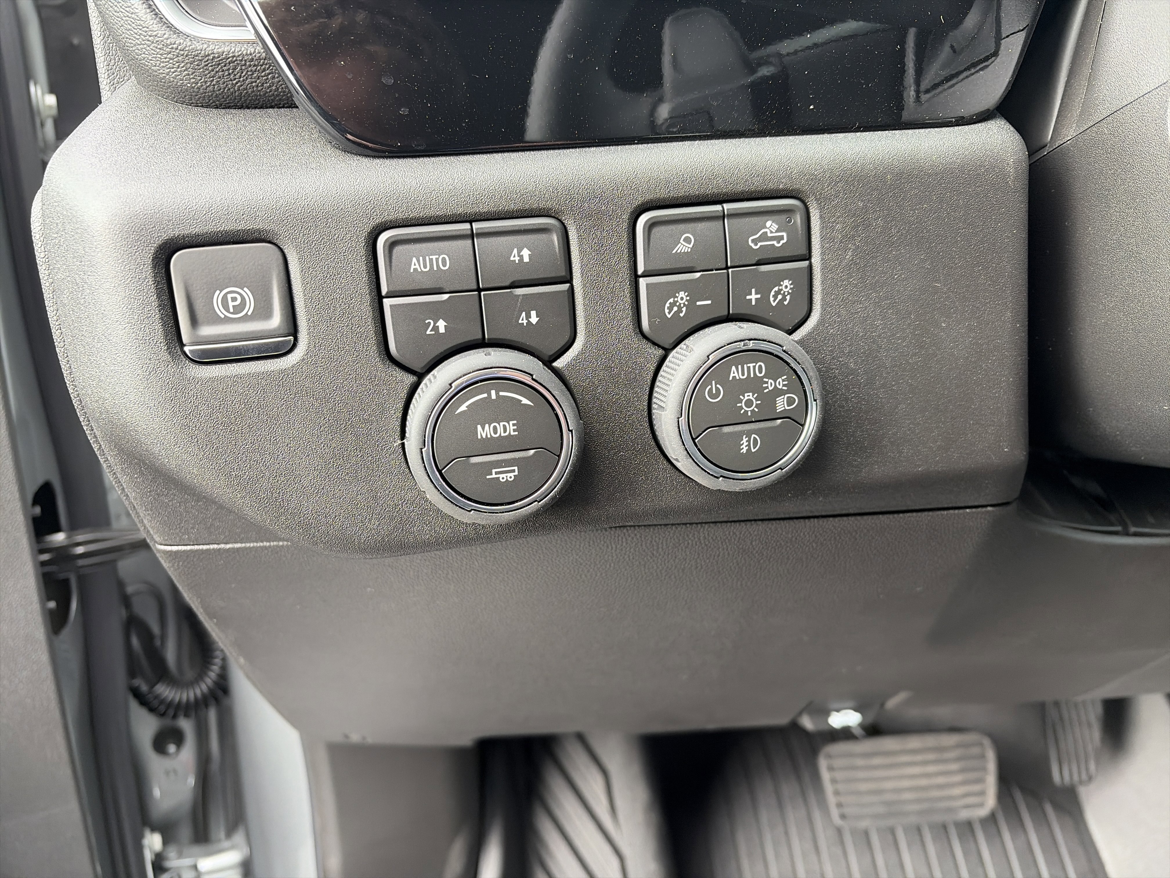 New 2026 Chevrolet Silverado 1500 LTZ w/ LTZ Premium Package image 22