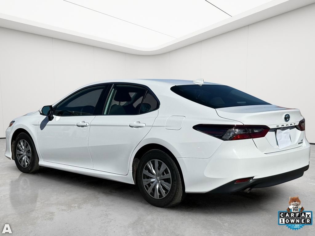 Used 2023 Toyota Camry LE FWD image 4