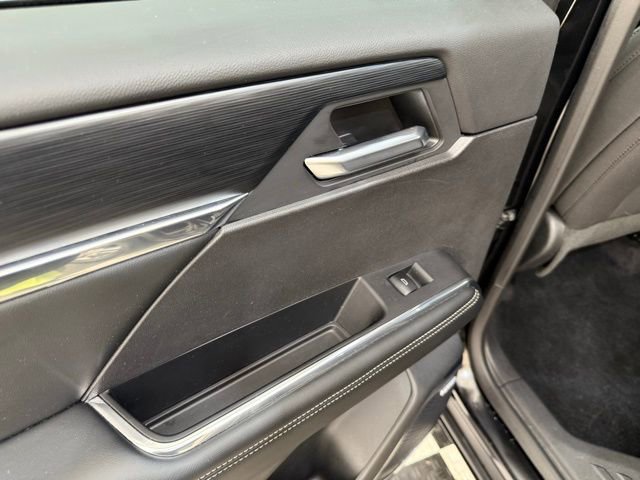 Used 2025 GMC Acadia Elevation image 20