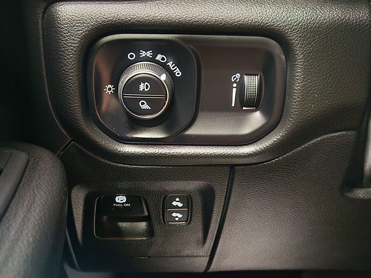 Used 2024 RAM 1500 Lone Star image 44
