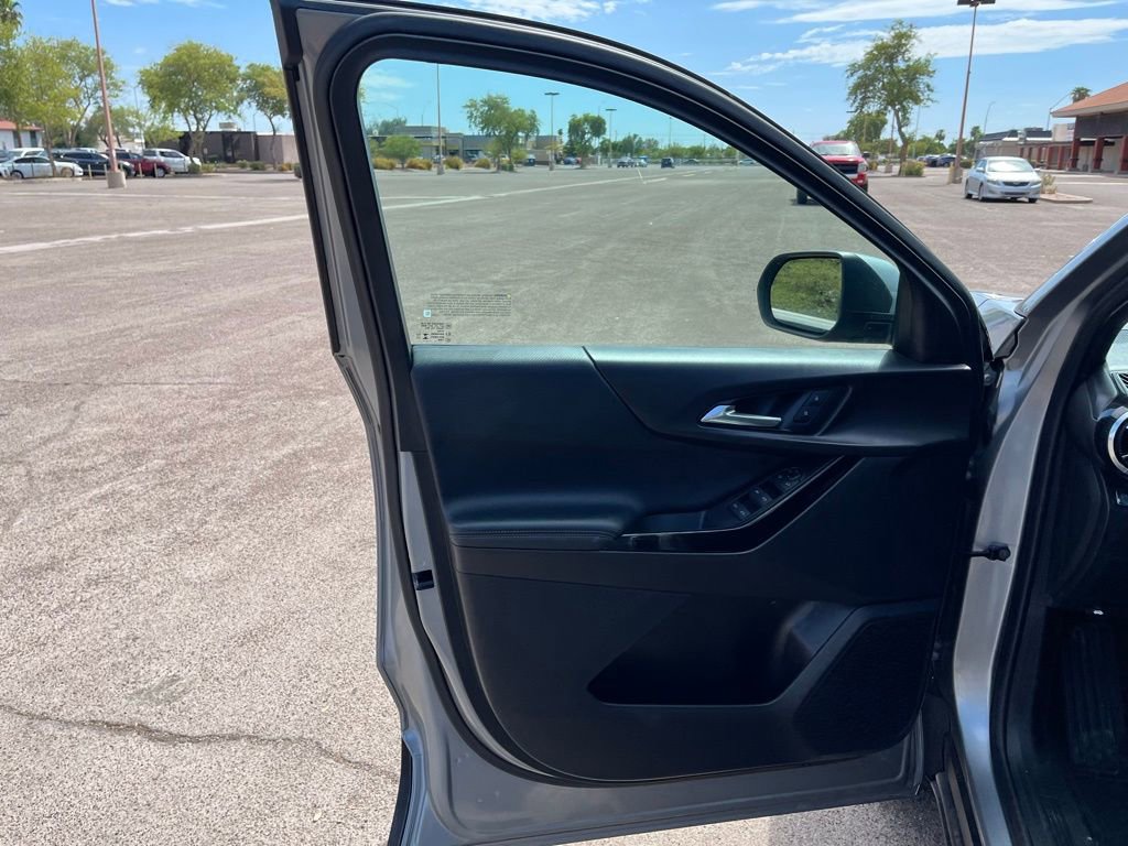 Used 2025 Chevrolet Equinox LT image 21