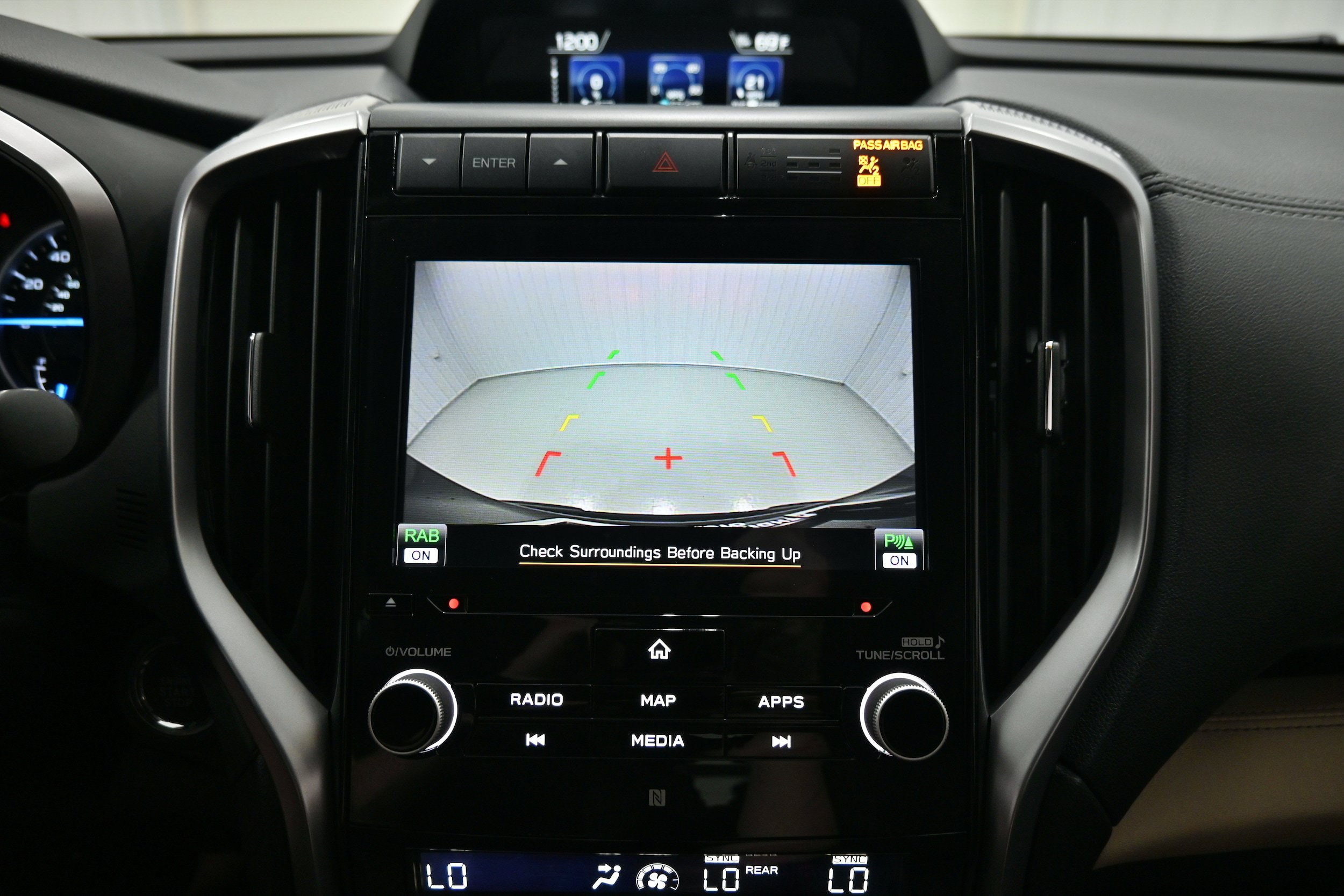 Used 2022 Subaru Ascent Limited w/ Technology Package AWD/4WD image 17