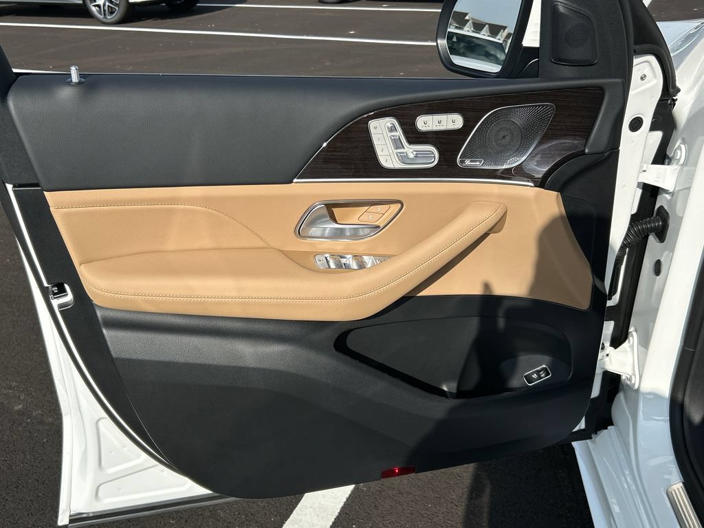 New 2026 Mercedes-Benz GLE 580 4MATIC image 10
