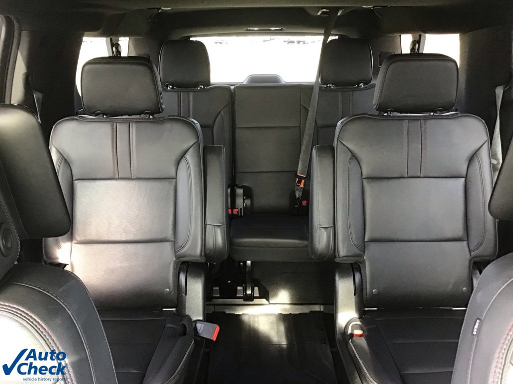 Used 2021 Chevrolet Suburban RST w/ Luxury Package image 24