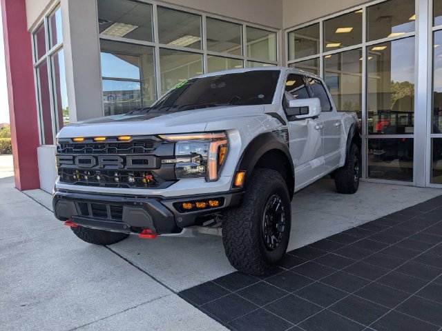 Used 2025 Ford F150 Raptor w/ Equipment Group 803A Raptor R AWD/4WD image 4