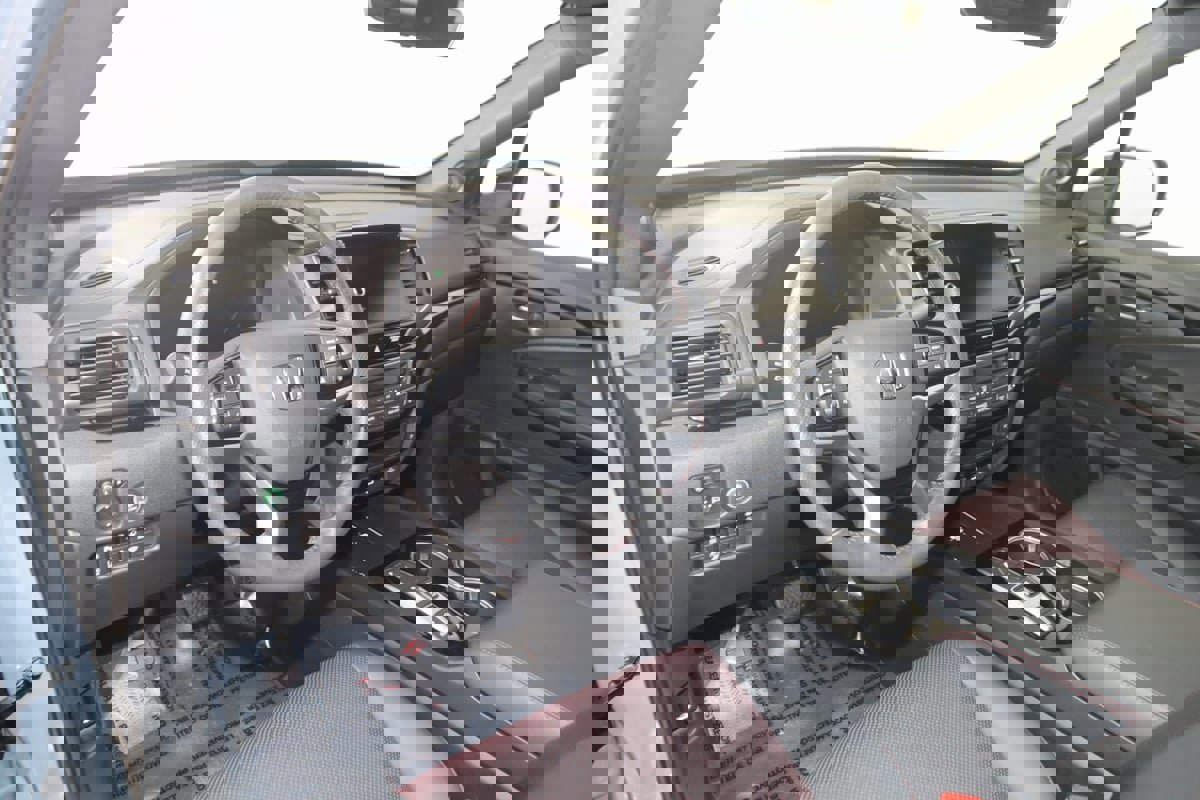 Used 2025 Honda Ridgeline Black Edition image 25