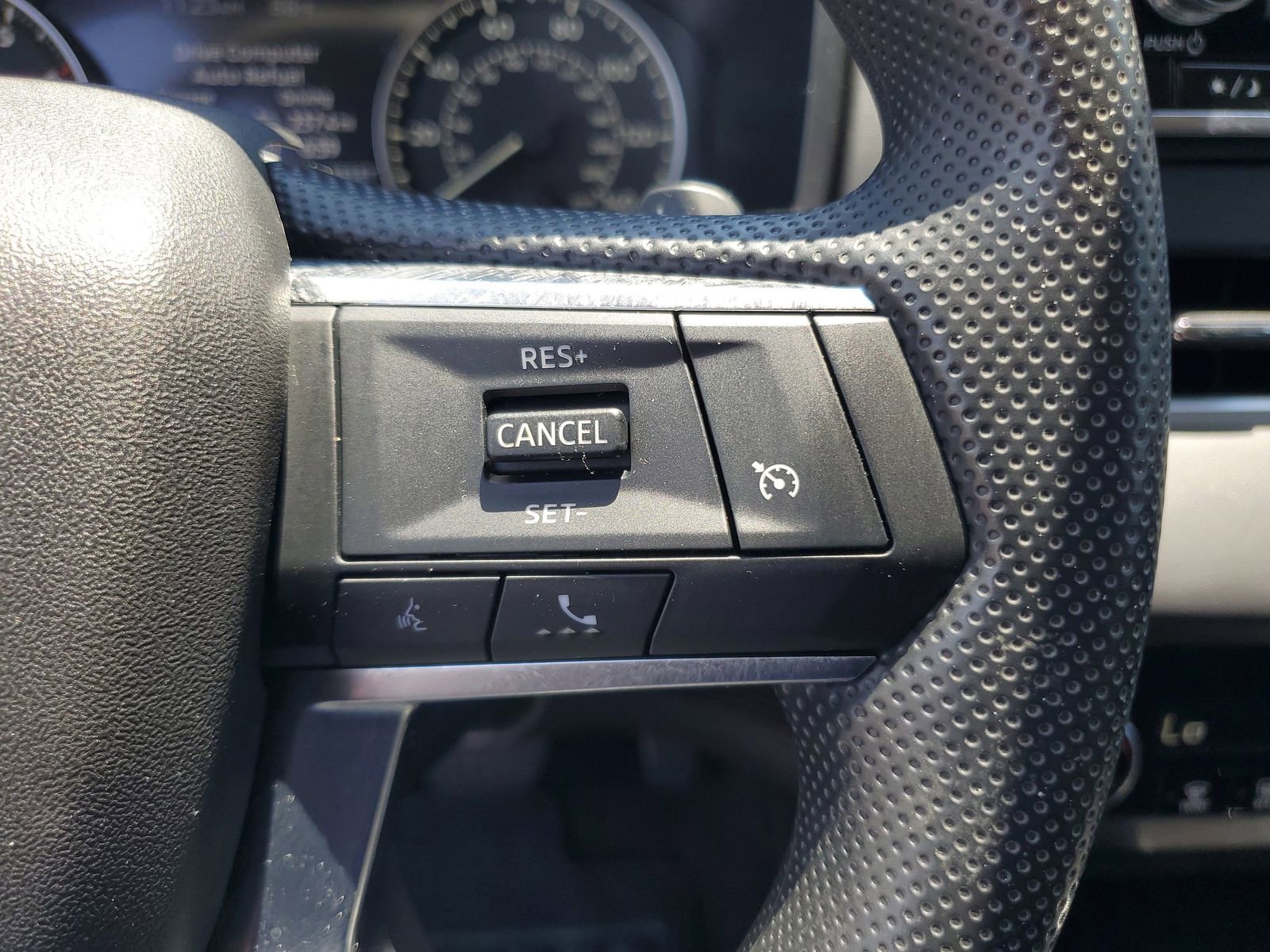 Used 2024 Mitsubishi Outlander ES AWD/4WD image 12