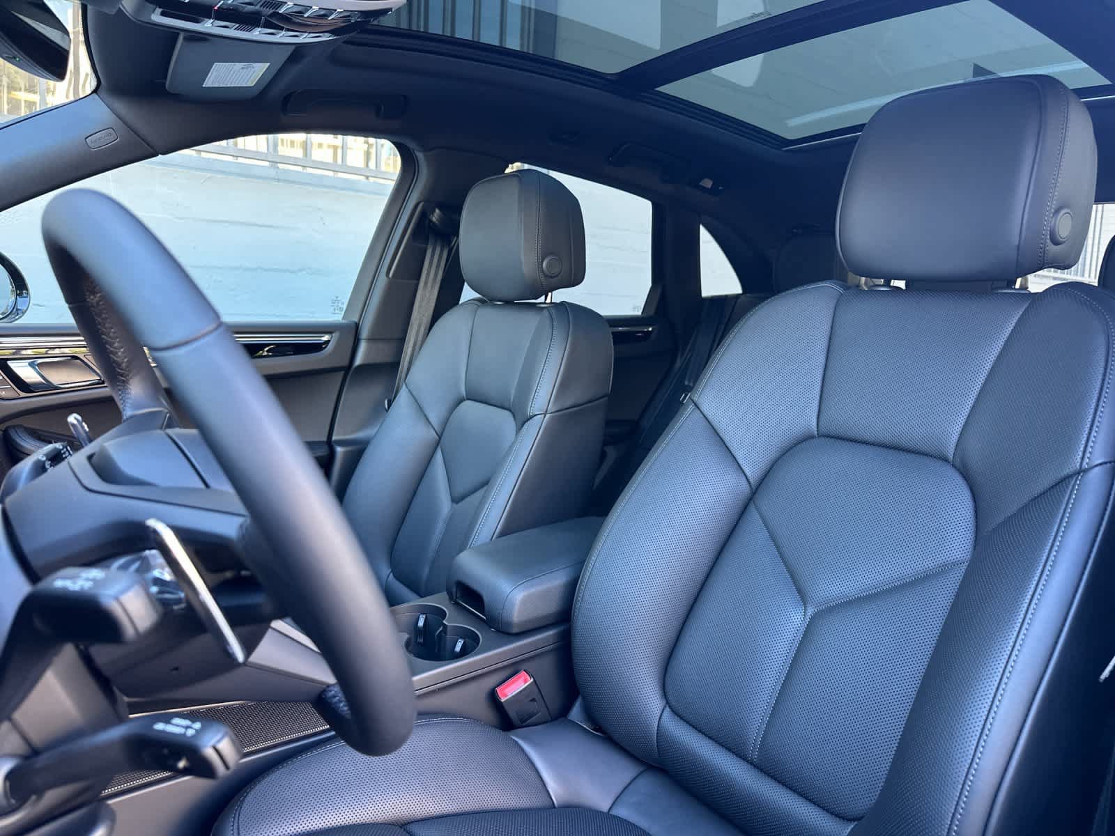 New 2026 Porsche Macan S AWD/4WD image 5