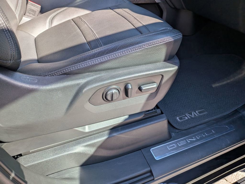 Used 2020 GMC Sierra 1500 Denali w/ Denali Ultimate Package image 32