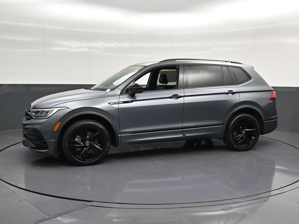 Used 2023 Volkswagen Tiguan SE R-Line FWD image 7