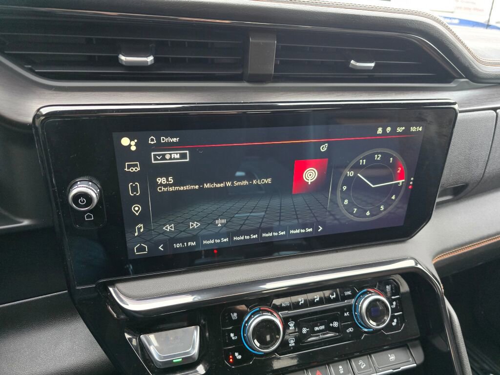 Used 2022 GMC Sierra 1500 AT4 w/ AT4 Premium Package image 39