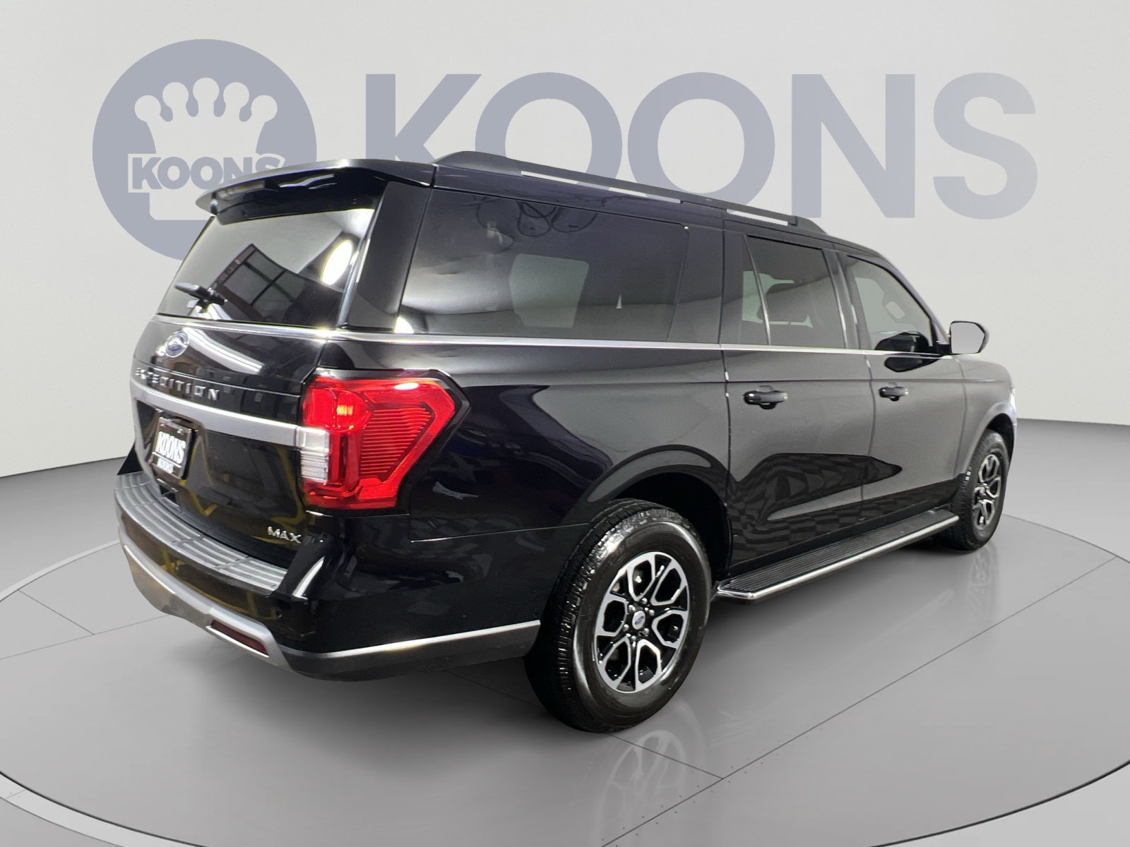 Used 2022 Ford Expedition Max XLT RWD image 7