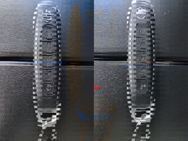 Used 2023 Nissan Rogue Platinum w/ Platinum Premium Package image 38