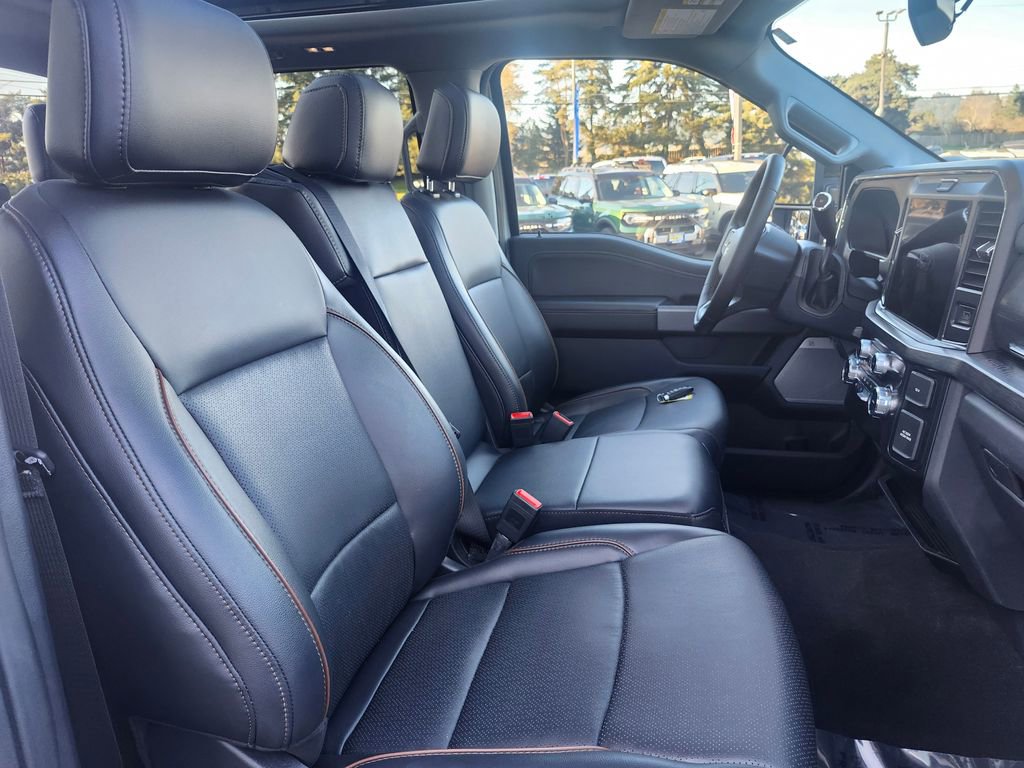 Used 2025 Ford F350 Lariat w/ Camper Package image 23