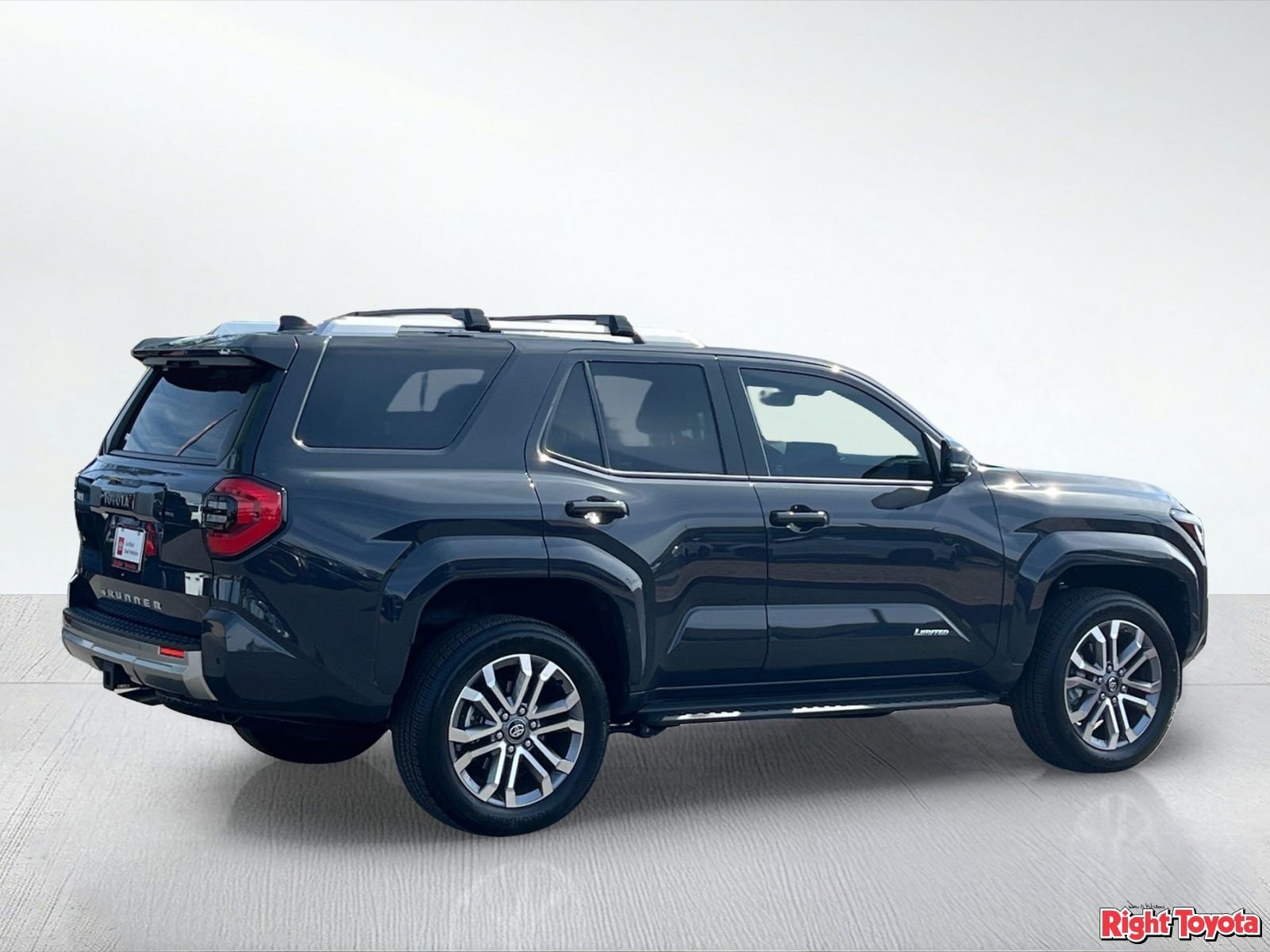 Certified 2025 Toyota 4Runner Limited AWD/4WD image 5