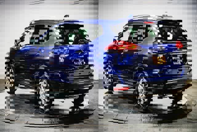 Used 2020 Nissan Rogue SV image 2