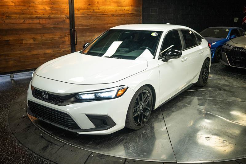 Used 2023 Honda Civic Sport image 2