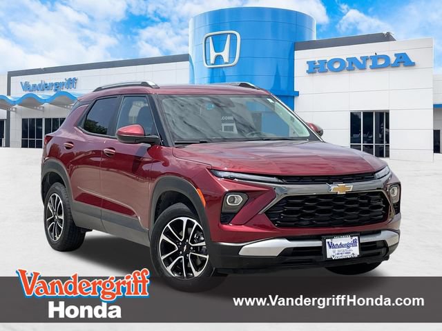 Used 2025 Chevrolet TrailBlazer LT AWD/4WD image 1