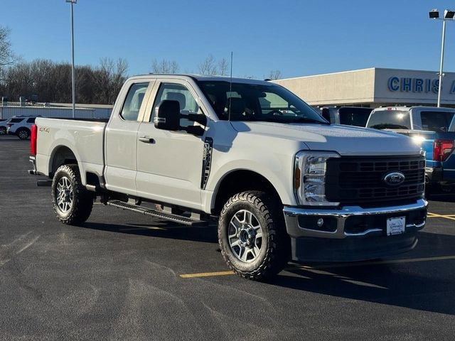 Used 2024 Ford F250 XL w/ XL Chrome Package image 2
