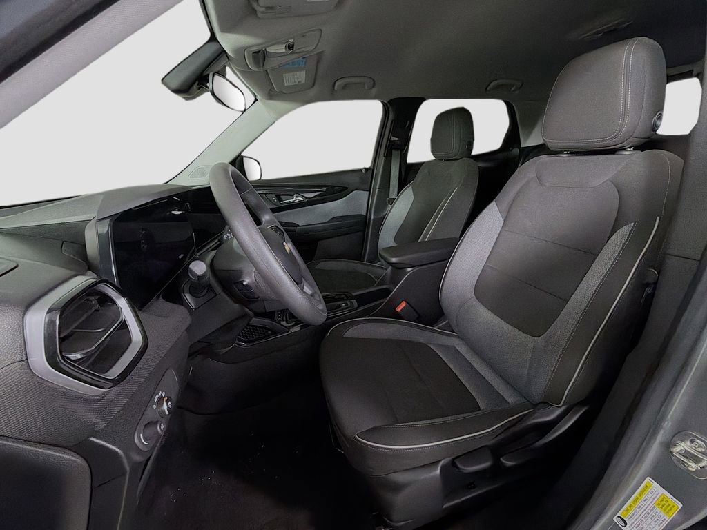 Used 2024 Chevrolet TrailBlazer LS w/ LS Convenience Package image 13