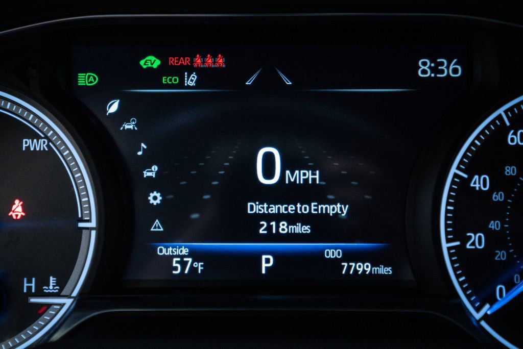Used 2024 Toyota Venza XLE AWD/4WD image 18