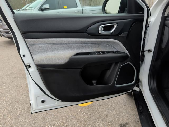 Used 2022 Jeep Compass Latitude w/ Convenience Group image 15