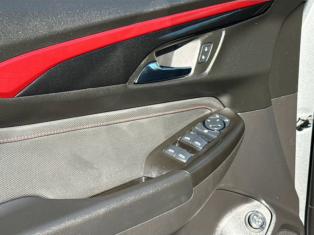 Used 2025 Chevrolet TrailBlazer RS w/ Convenience Package image 17