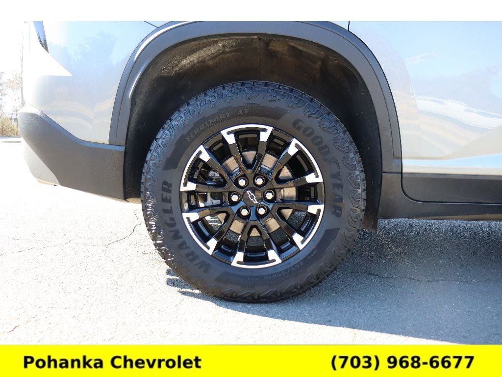 Certified 2025 Chevrolet Traverse Z71 image 32