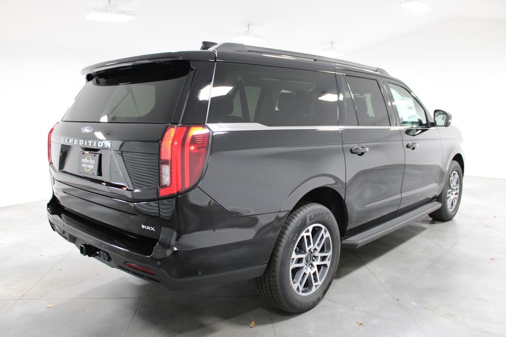 New 2025 Ford Expedition Max Active image 8