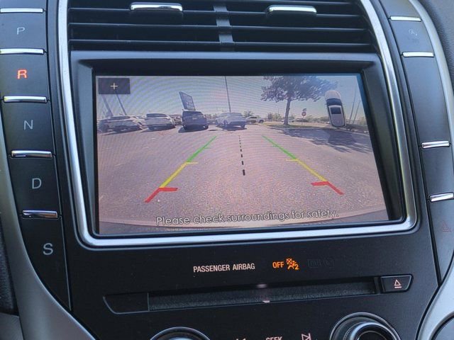 Used 2019 Lincoln Nautilus Select image 19