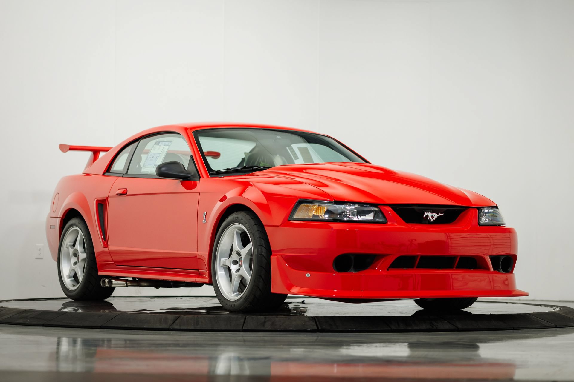 Used 2000 Ford Mustang Cobra RWD image 14