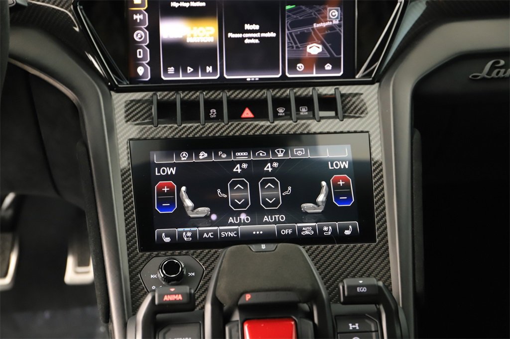 Used 2024 Lamborghini Urus Performante image 20