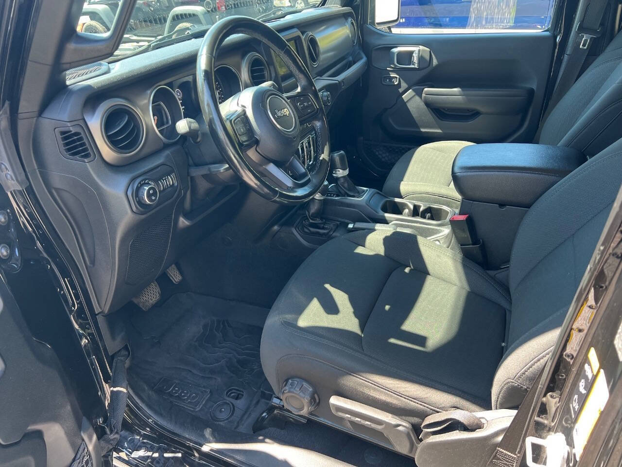 Used 2020 Jeep Gladiator Sport w/ Quick Order Package 24S AWD/4WD image 4