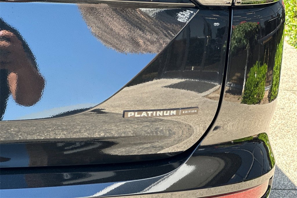 New 2025 Mitsubishi Outlander SEL image 27