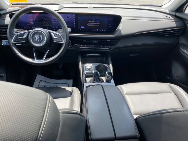 Certified 2024 Buick Envision Avenir AWD/4WD image 5