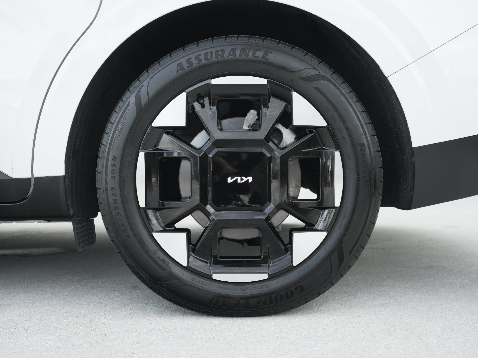 Used 2026 Kia Carnival EX FWD image 37