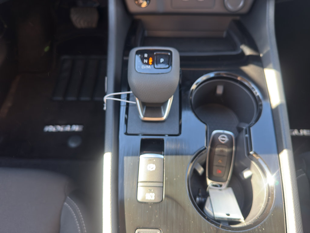 New 2026 Nissan Rogue S image 15