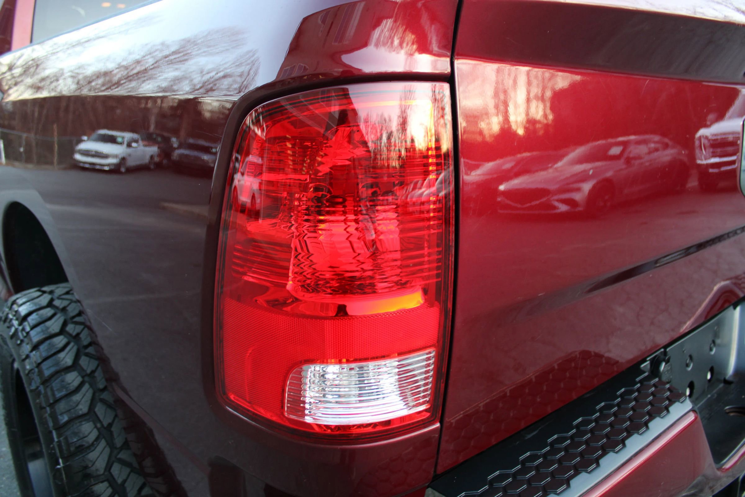 Used 2018 RAM 1500 Express w/ Express Value Package image 28