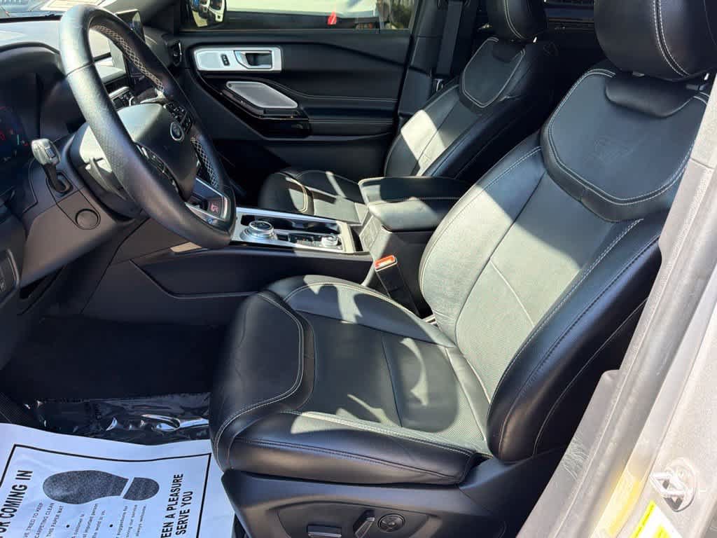 Certified 2022 Ford Explorer ST w/ Equipment Group 401A AWD/4WD image 24