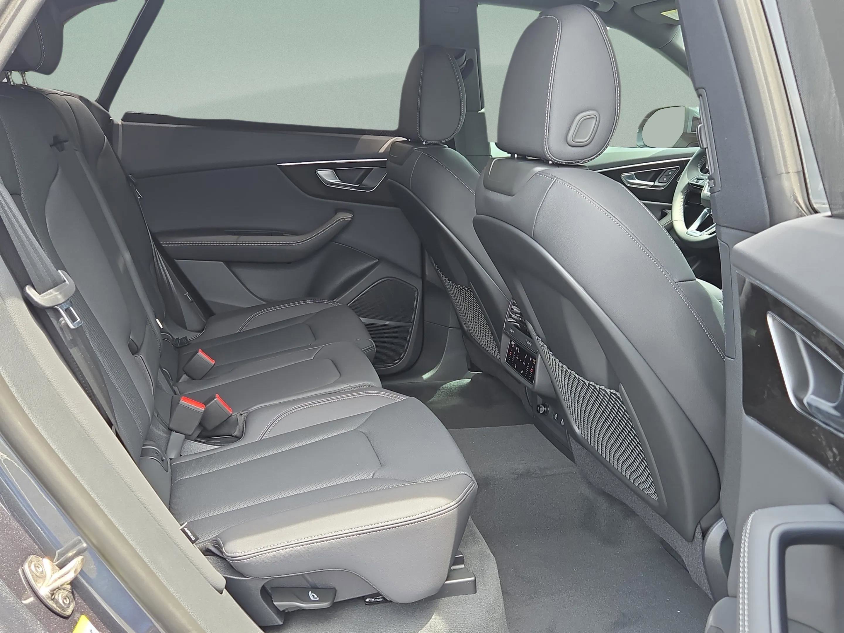 New 2025 Audi Q8 Premium Plus image 13