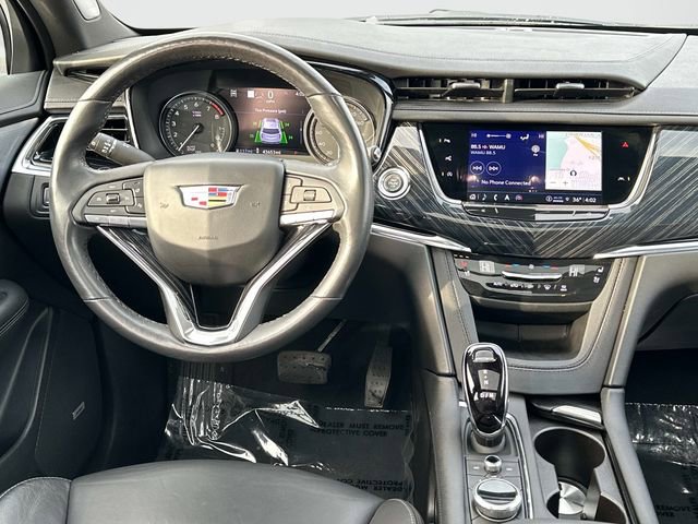 Certified 2023 Cadillac XT6 Premium Luxury w/ Technology Package image 2