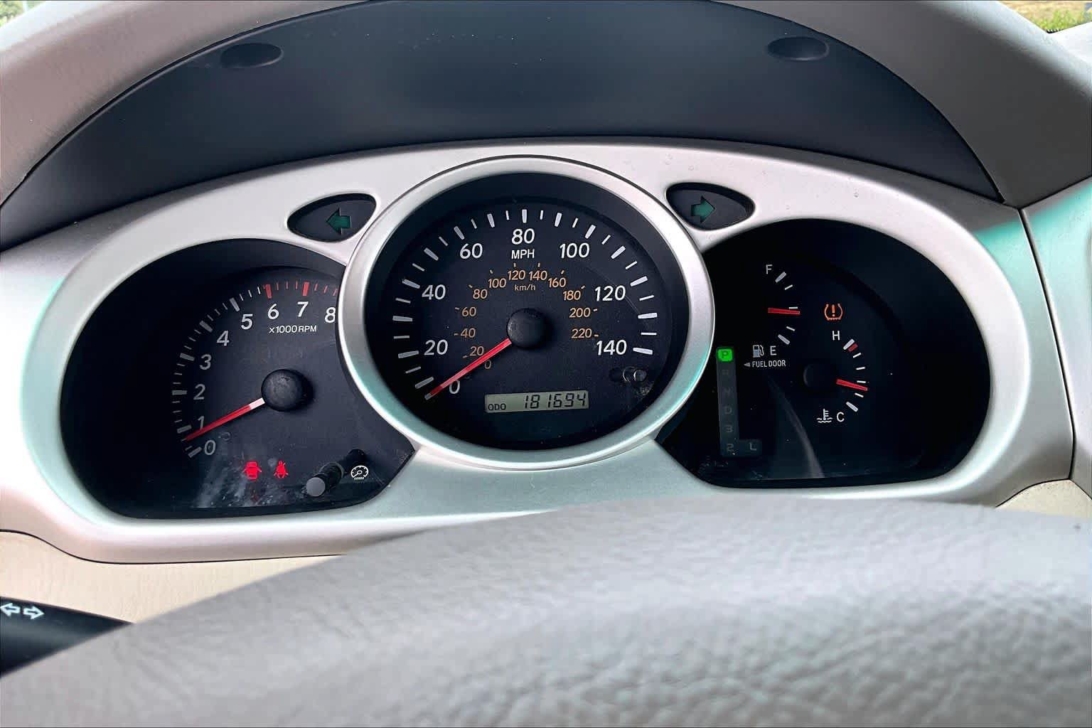 Used 2007 Toyota Highlander Limited AWD/4WD image 25